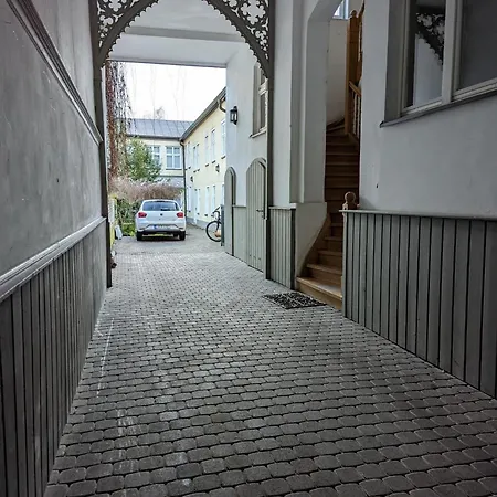 Am Albertsplatz *