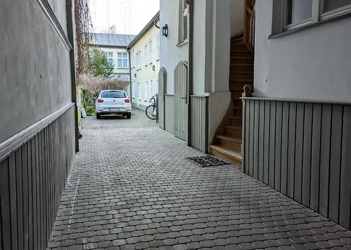 Am Albertsplatz *